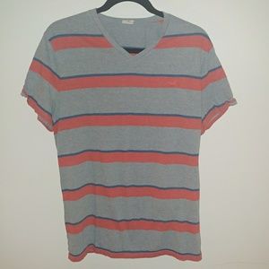 Men's Hollister t-shirt